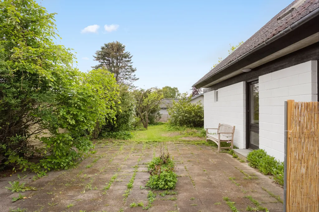 Jardin - Detached Villa with Large Garden in Morud