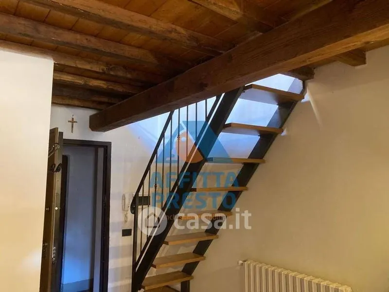Pièces - Two-Bedroom Flat in Montopoli Centre