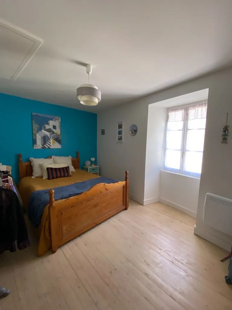 Chambres - Maison avec Grange à Charras