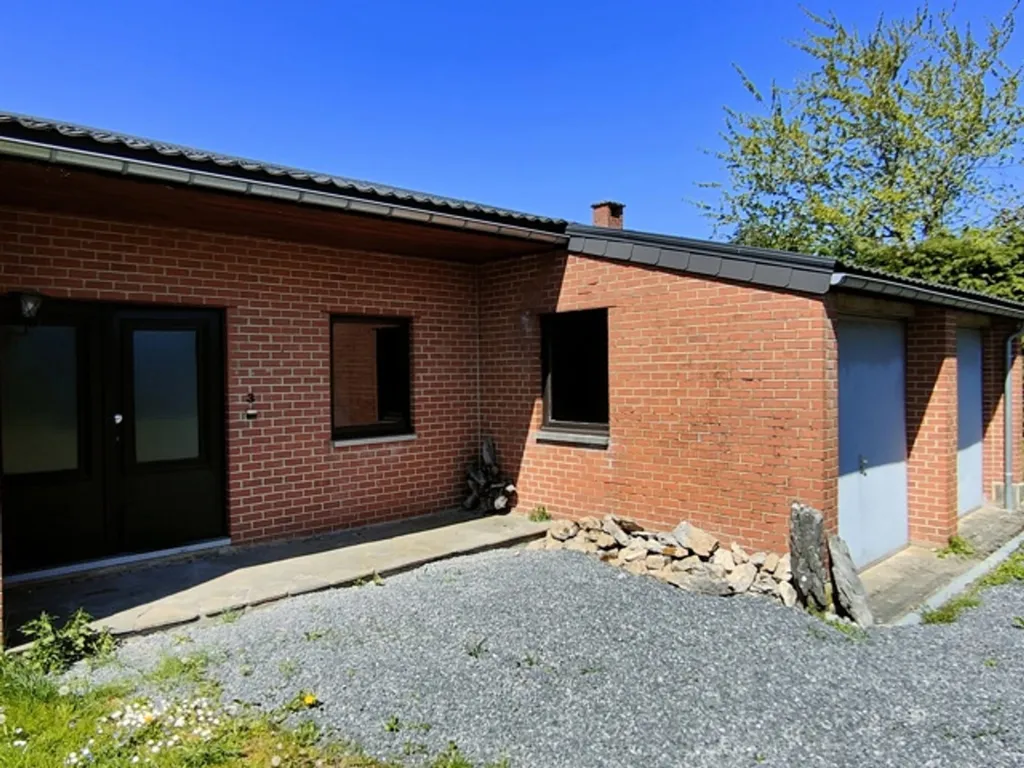 Välivaade - Villa with Garage in Dinant