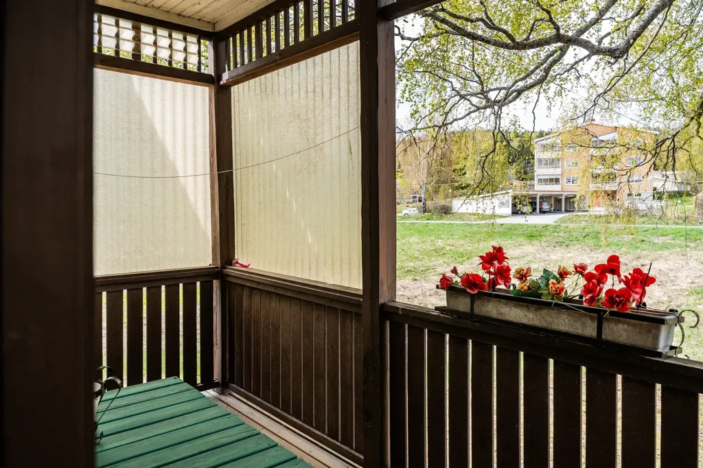 Balcone - Forest Cottage with Eco Heating in Hälledal