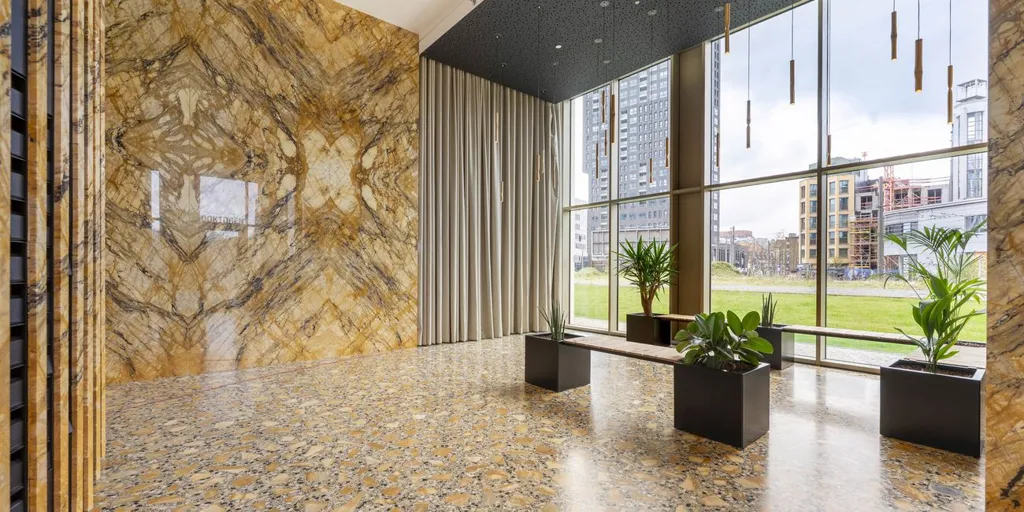 Entrée - Appartement avec Vue Panoramique sur le Eilandje à Anvers