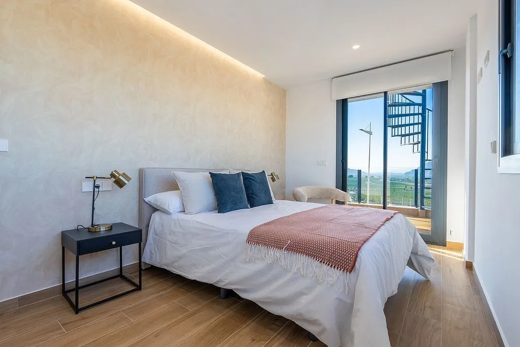 Magamistoad - Modern Mediterranean Chalet with Golf Course View in Algorfa