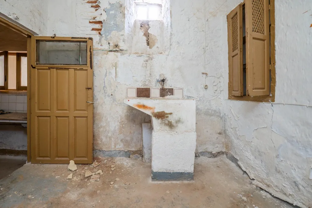 Salles de bain - Two-Storey House with Terrace in Albuñuelas