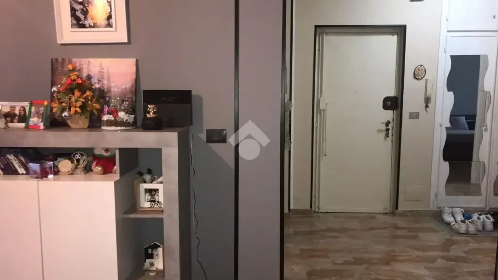 Esik - Apartment with Pool in Piossasco