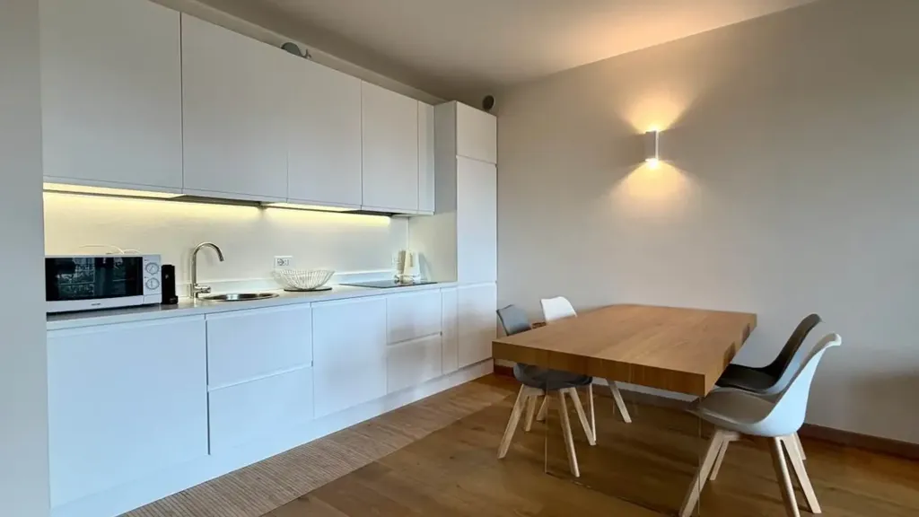 Köök - Contemporary Apartment with Golf Resort Access in Bogogno