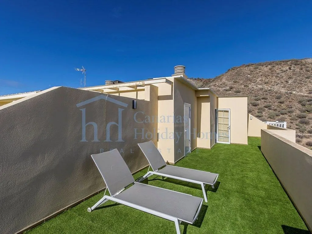 Terrass - Duplex with Terrace and Pool in Palm-Mar