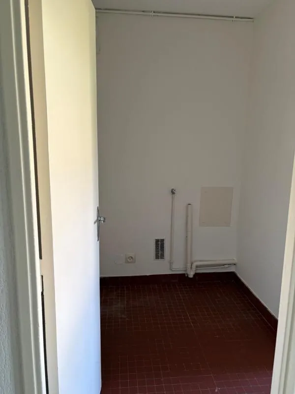 Toad - 5-Bedroom Flat with Secure Access in Gevrey Chambertin