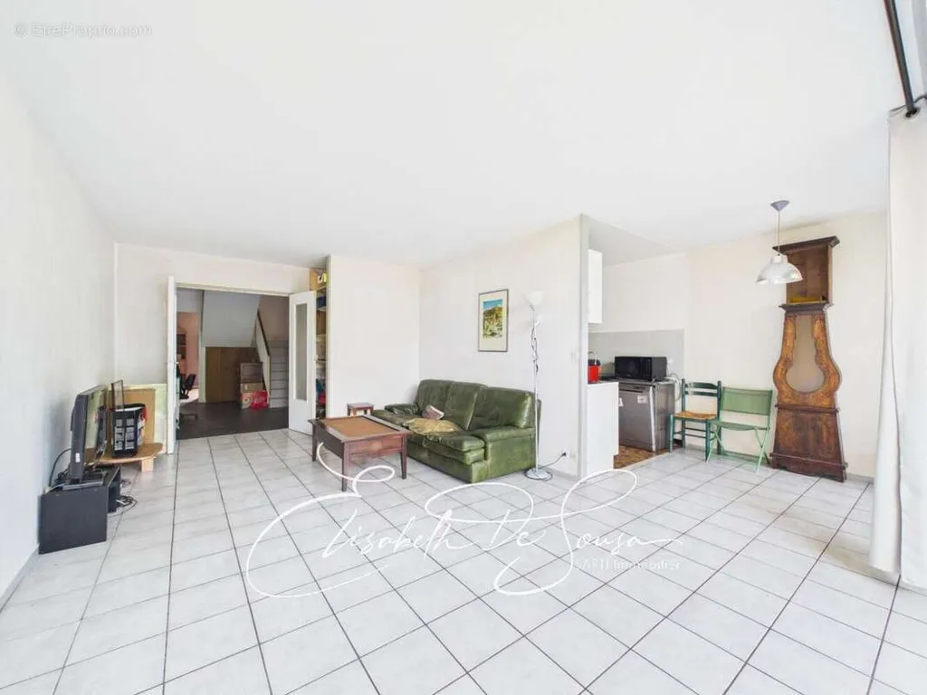 Séjour - Duplex avec Balcon à Alfortville