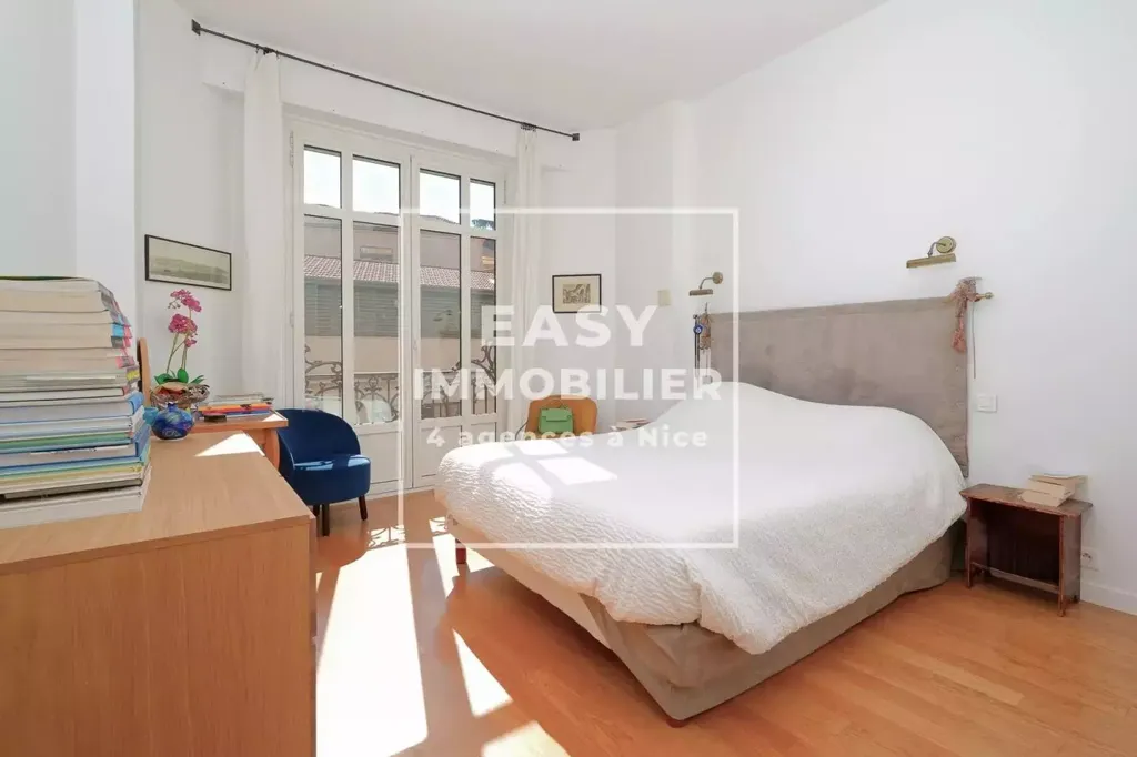 Bedrooms - Luxury Flat with Triple Exposure in Nice City Centre