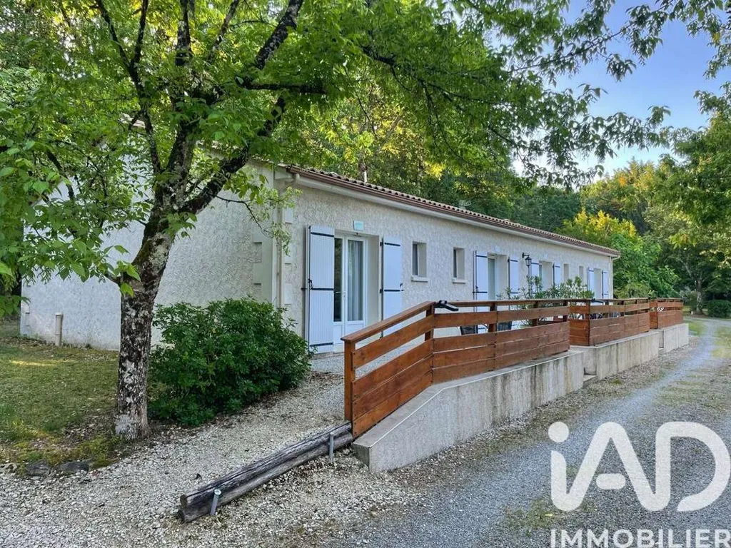 Appartement à Dirac