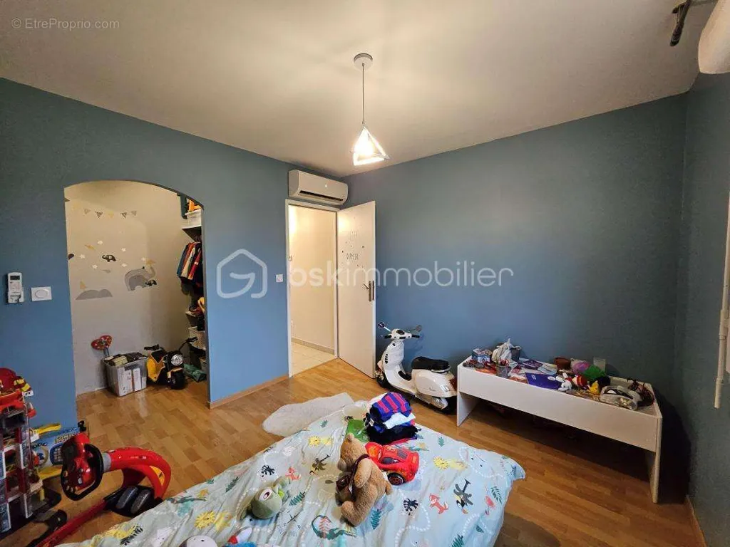 Chambres - Maison Familiale avec Grand Terrain à Caudecoste
