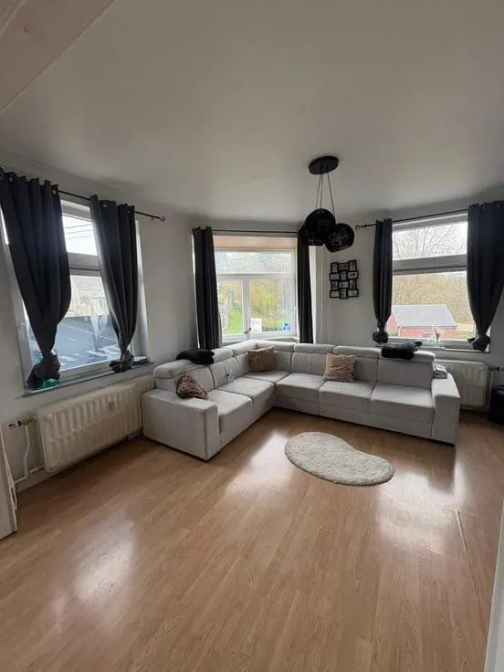 Séjour - Appartement Lumineux avec Entrée Indépendante à Forrières