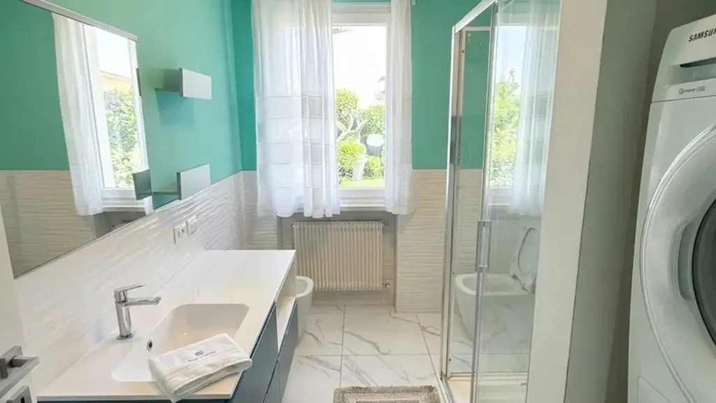 Salles de bain - Rustic-Style Apartment with Terrace in Maser