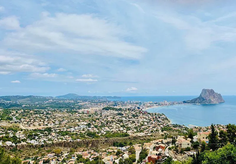 New Villa with Sea Views in Calpe