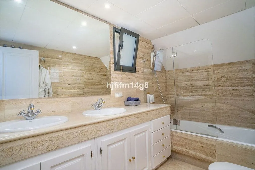Vannitoad - Duplex with Pool in Casco Antiguo