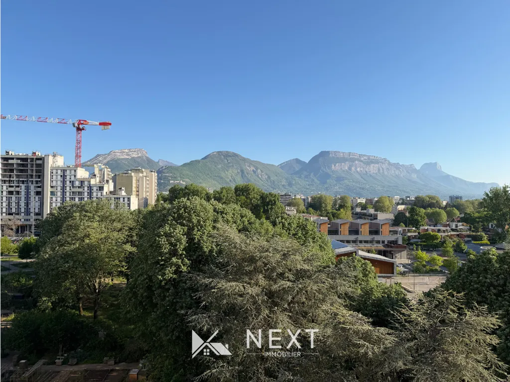 Studio with Chartreuse View in Grenoble