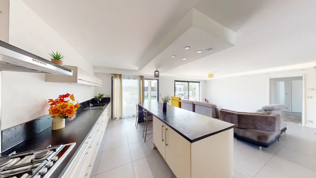 Cuisine - Maison Contemporaine avec Piscine à Plaisance-Du-Touch