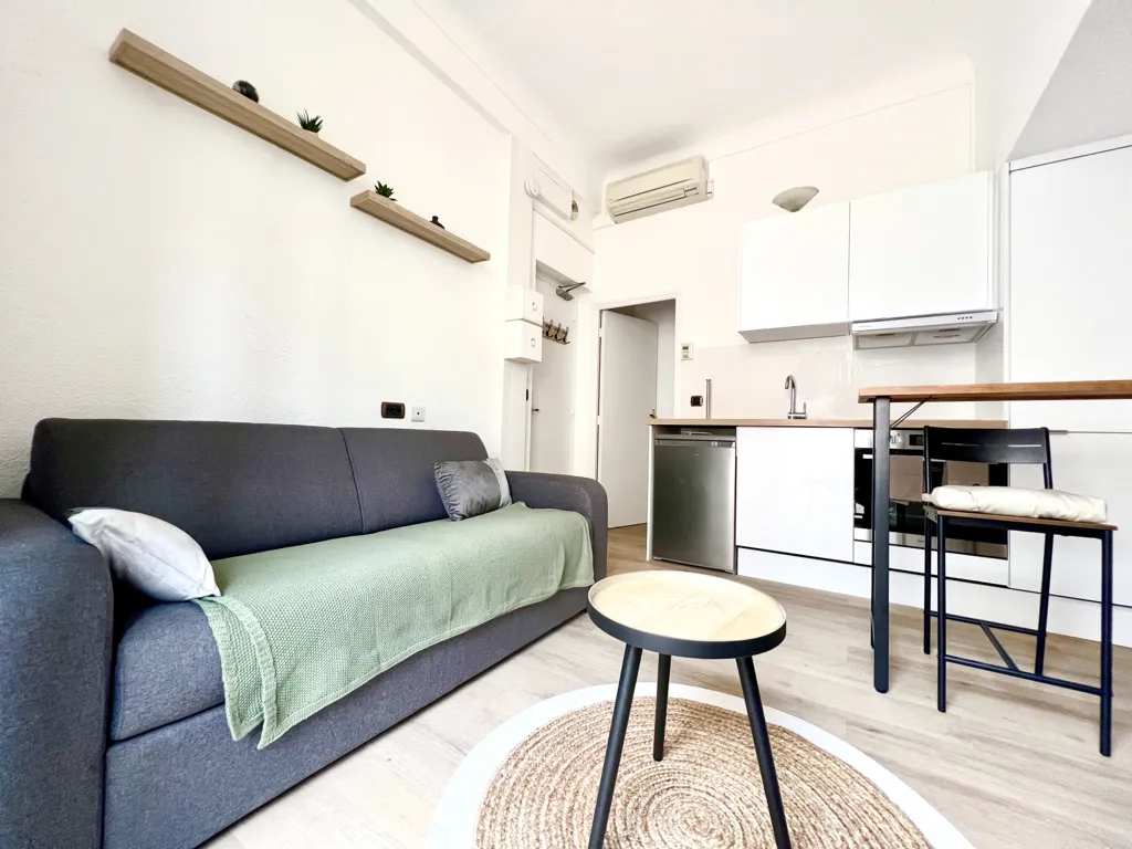 Soggiorno - Renovated Student Studio with Terrace in Nice
