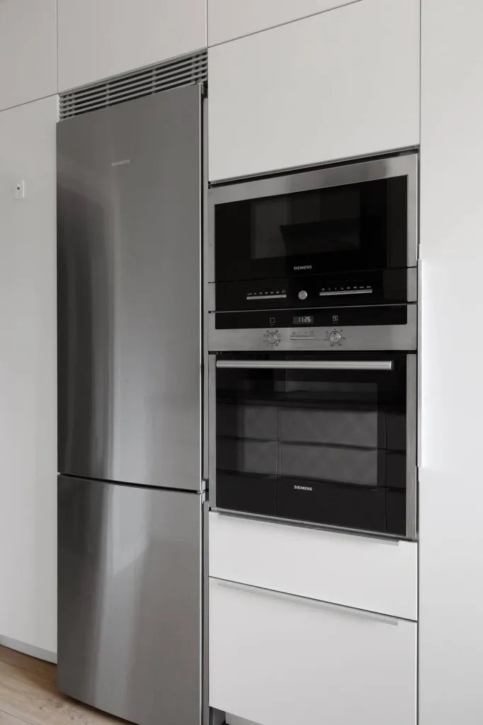 Cucina - Modernised Apartment with Balcony in Sigtuna