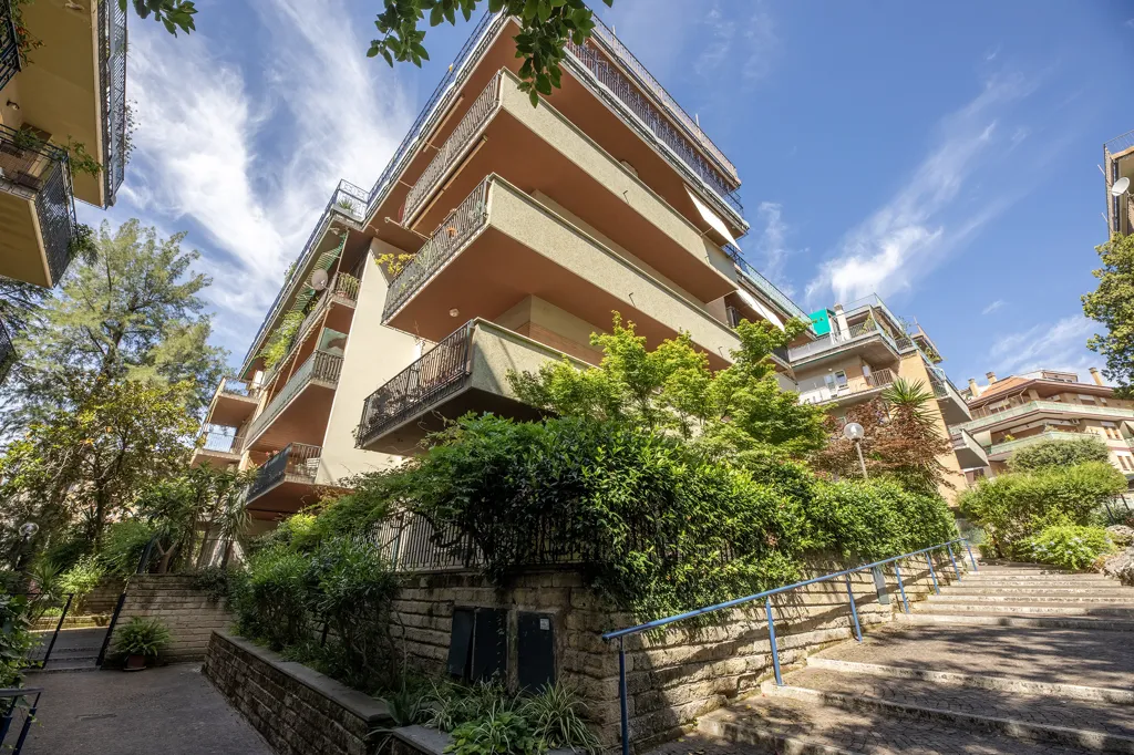 Esterno - Apartment with Terrace in Talenti, Rome