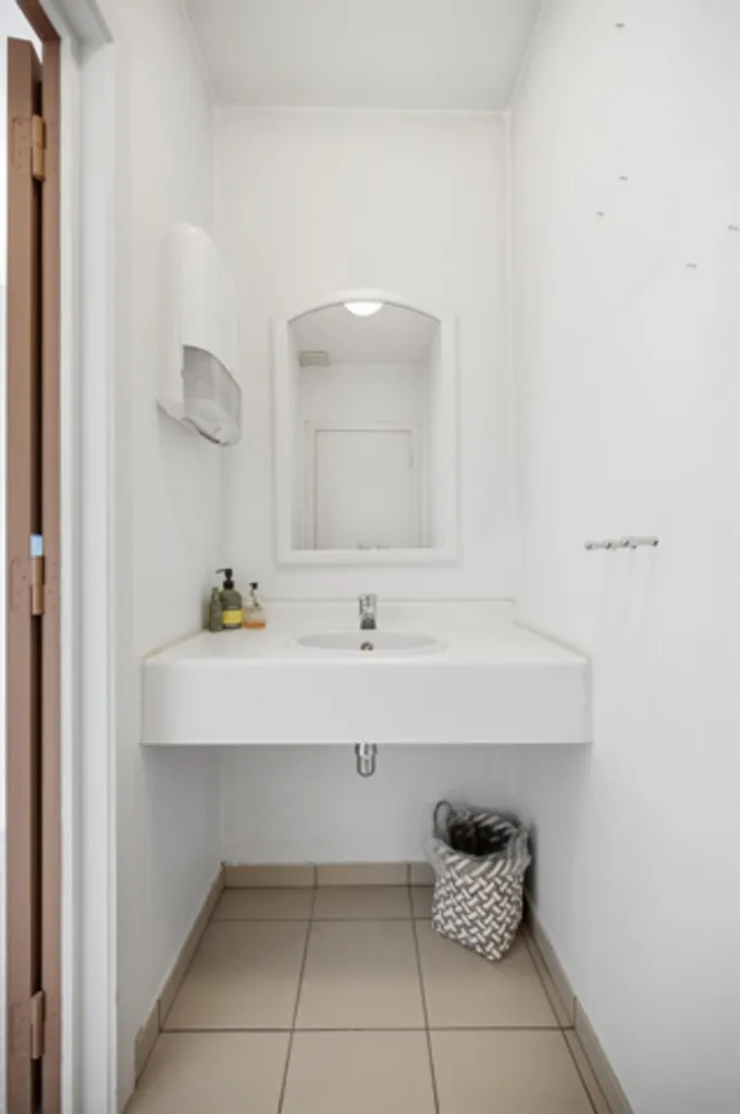 Vannitoad - Office Space with Conversion Permit in Central Location