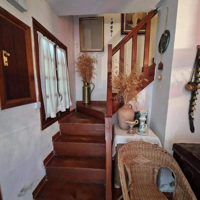 Pièces - Chalet with Garden in Bustarviejo