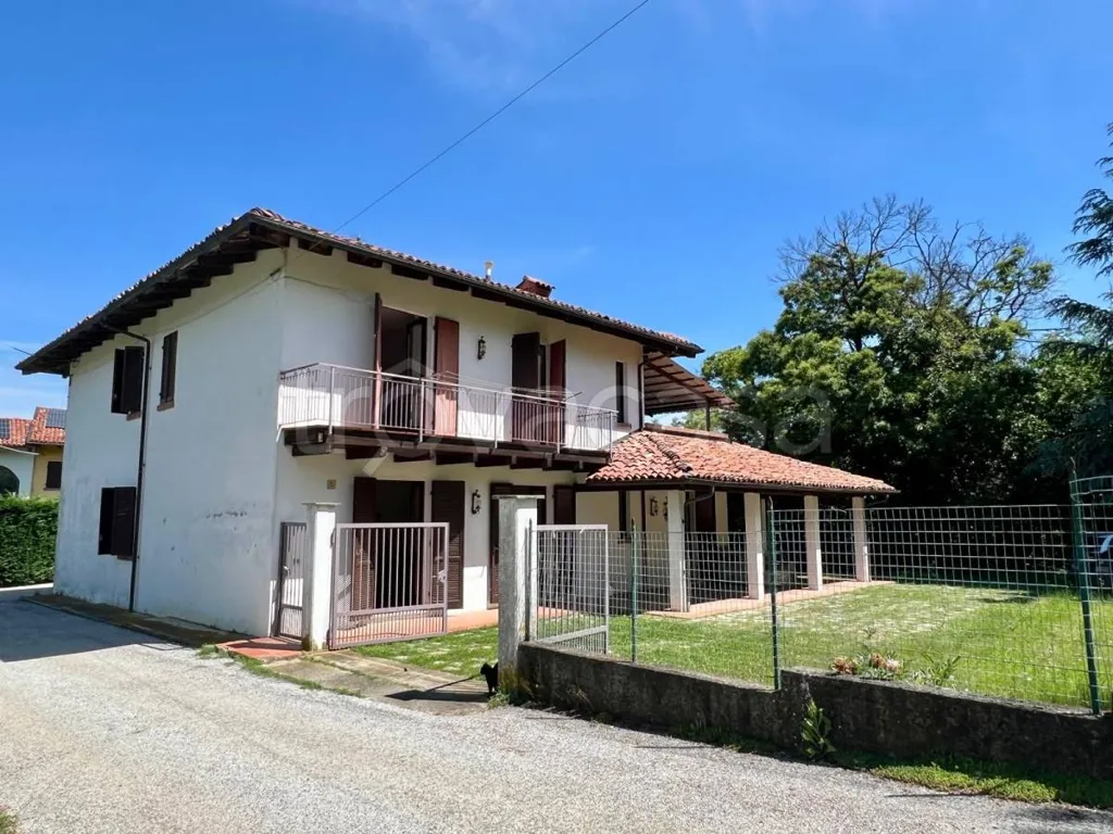 Extérieur - Villa with Private Garden in Sommariva Perno