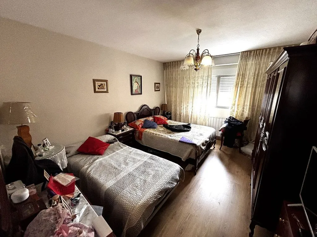 Magamistoad - 1970s Apartment with Terrace in Móstoles Central