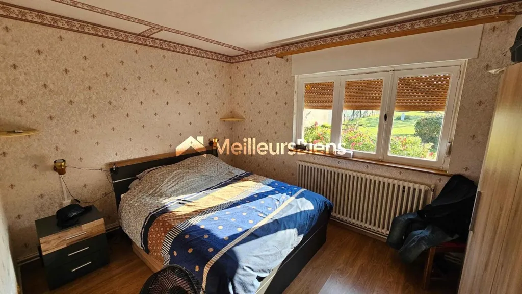 Chambres - Maison Individuelle avec Jardin à Louvignies