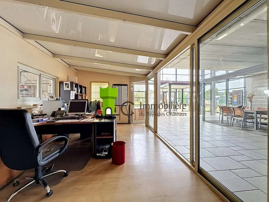 Bureau - Local Commercial avec Accès Handicapé à Wolfisheim