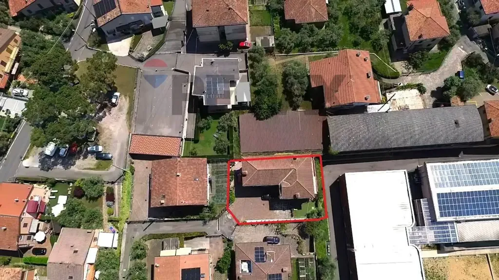 Vue aérienne - Four-Bedroom Apartment with Lake View in Marone