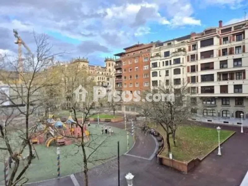 Rõdu - Luxury Flat with Park Views in Indautxu