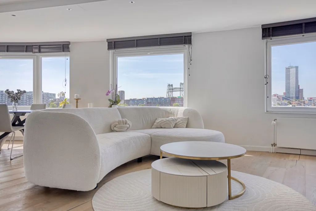 Séjour - Penthouse with Maas View in Rotterdam