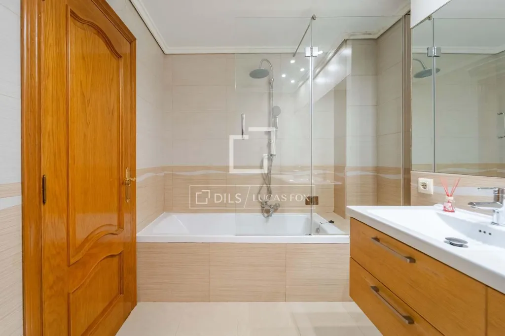 Bagni - Apartment with Views in Valencia