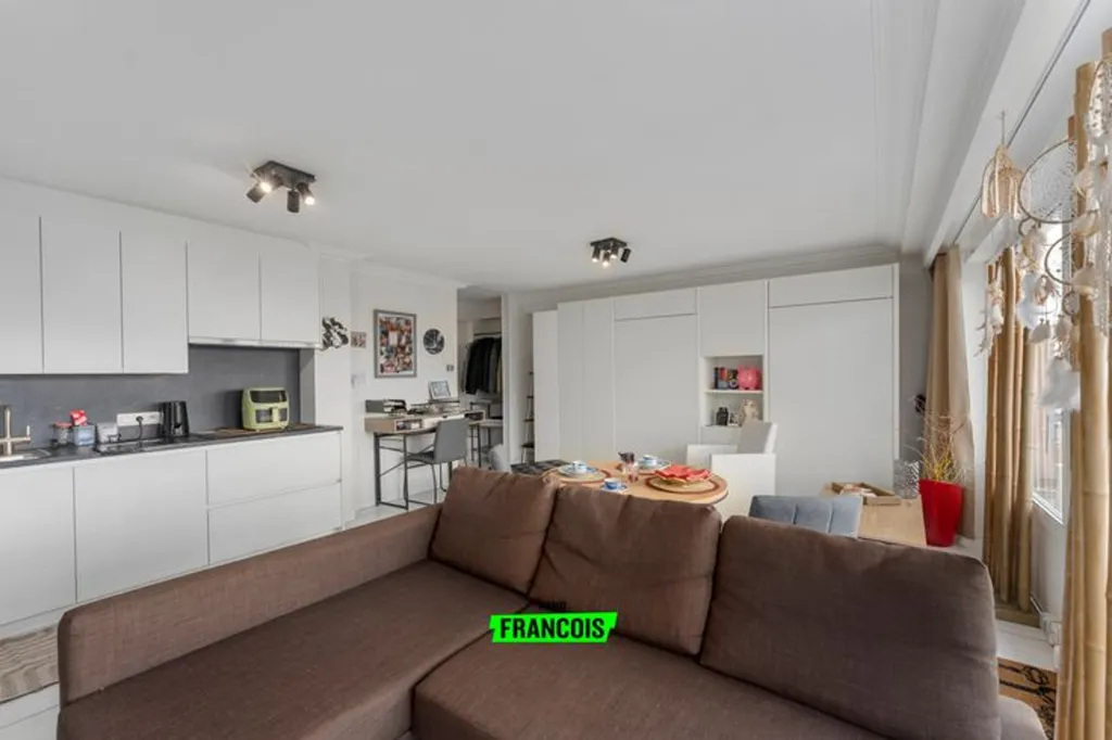 Séjour - Studio Rénové avec Vue Panoramique à Blankenberge