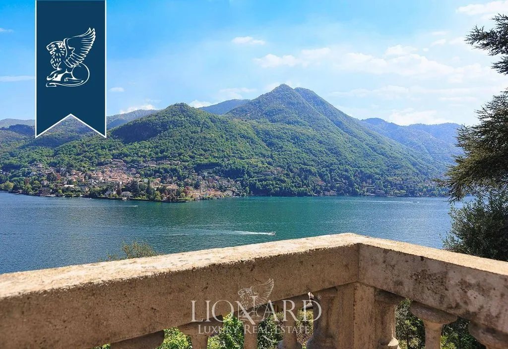 Terrass - Luxury Villa with Lake View in Moltrasio