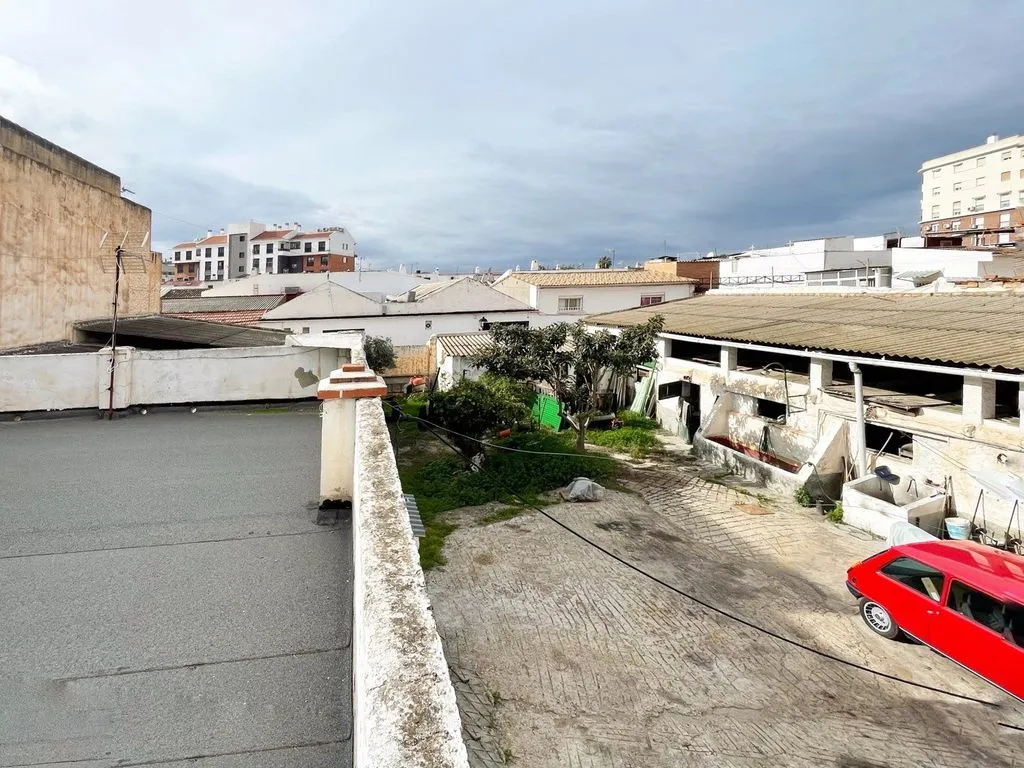 Aed - Urban Plot with Development Potential in Tiro Pichón, Málaga