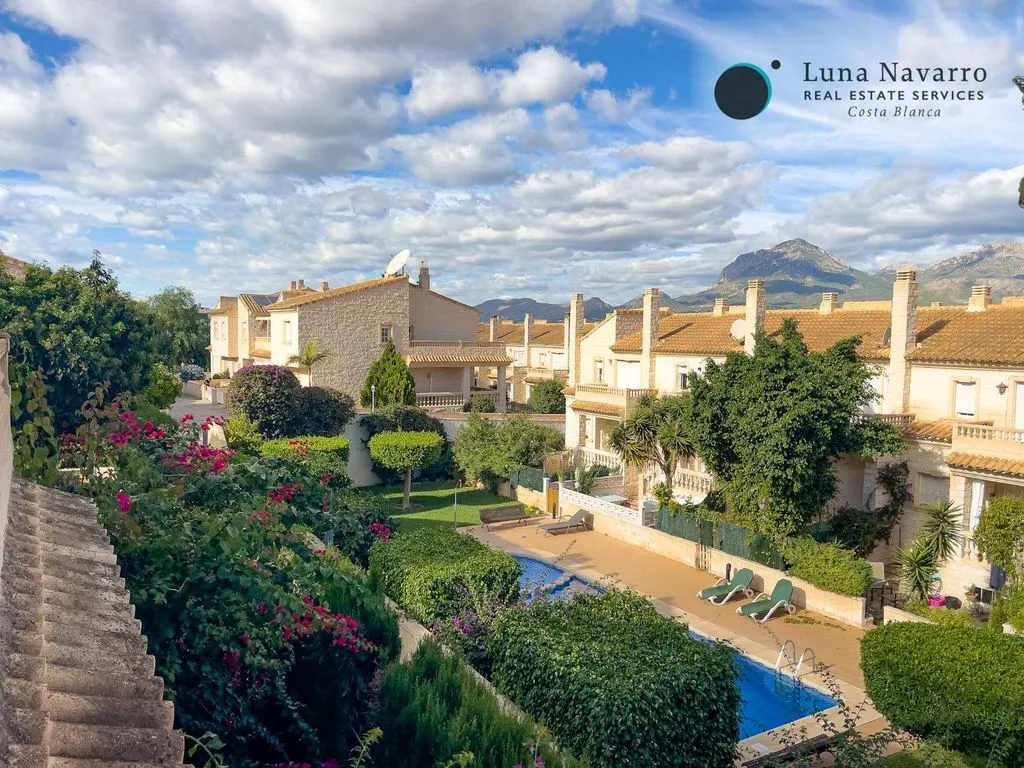 Exterior - Luxury House with Sea View in El Albir