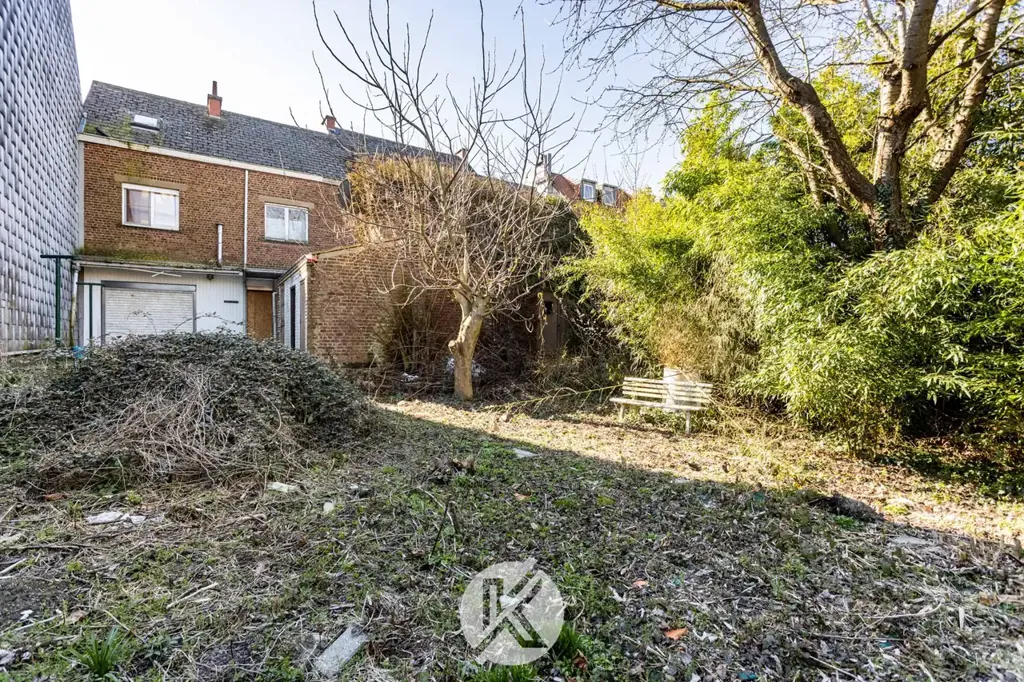 Giardino - Project Ground with Renovation Potential in Mere
