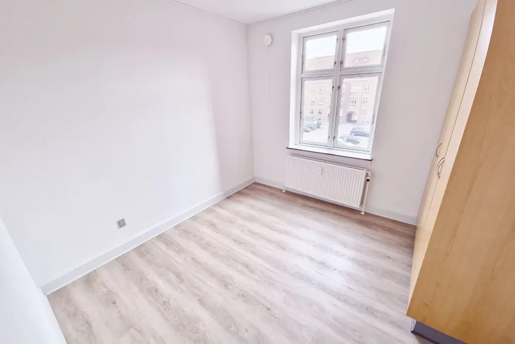 Pièces - Bright 2-Bedroom Apartment with Parking in Denmark