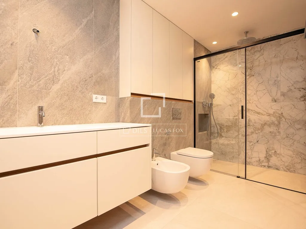 Salles de bain - Newly Built Villa with Sea Views in Platja d'Aro