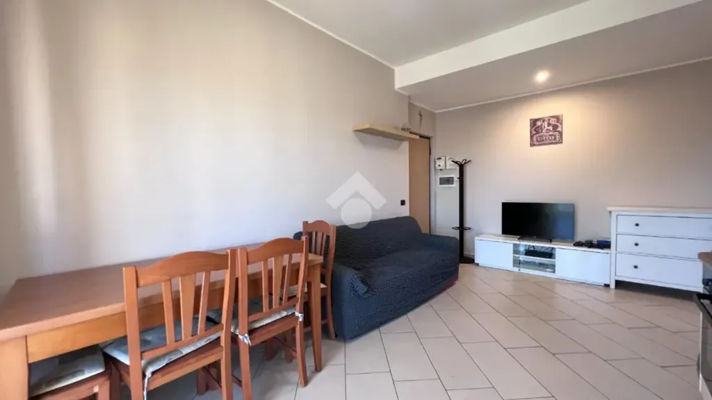 Soggiorno - Rustic Trilocale with Balcony in Cambiago