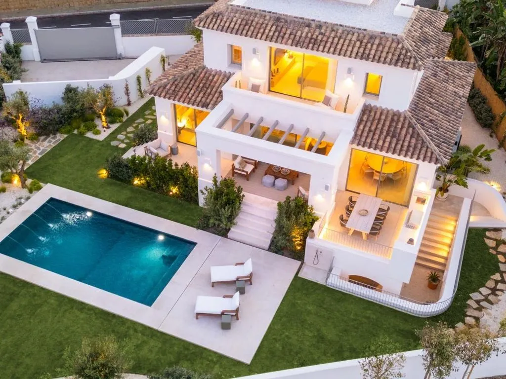 Vue aérienne - Mediterranean Villa with Mountain Views in Marbella
