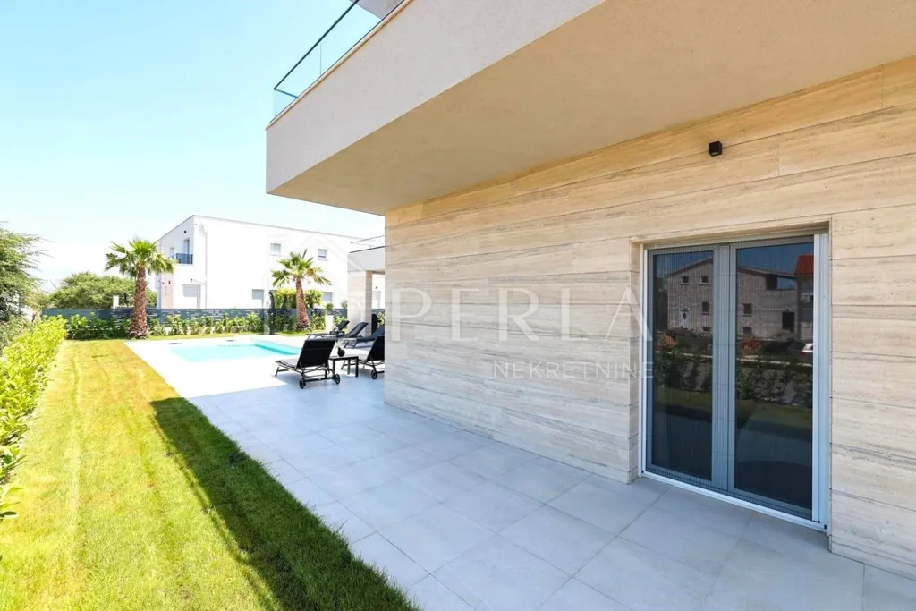 Piscina - Luxury Villa with Panoramic View in Nin