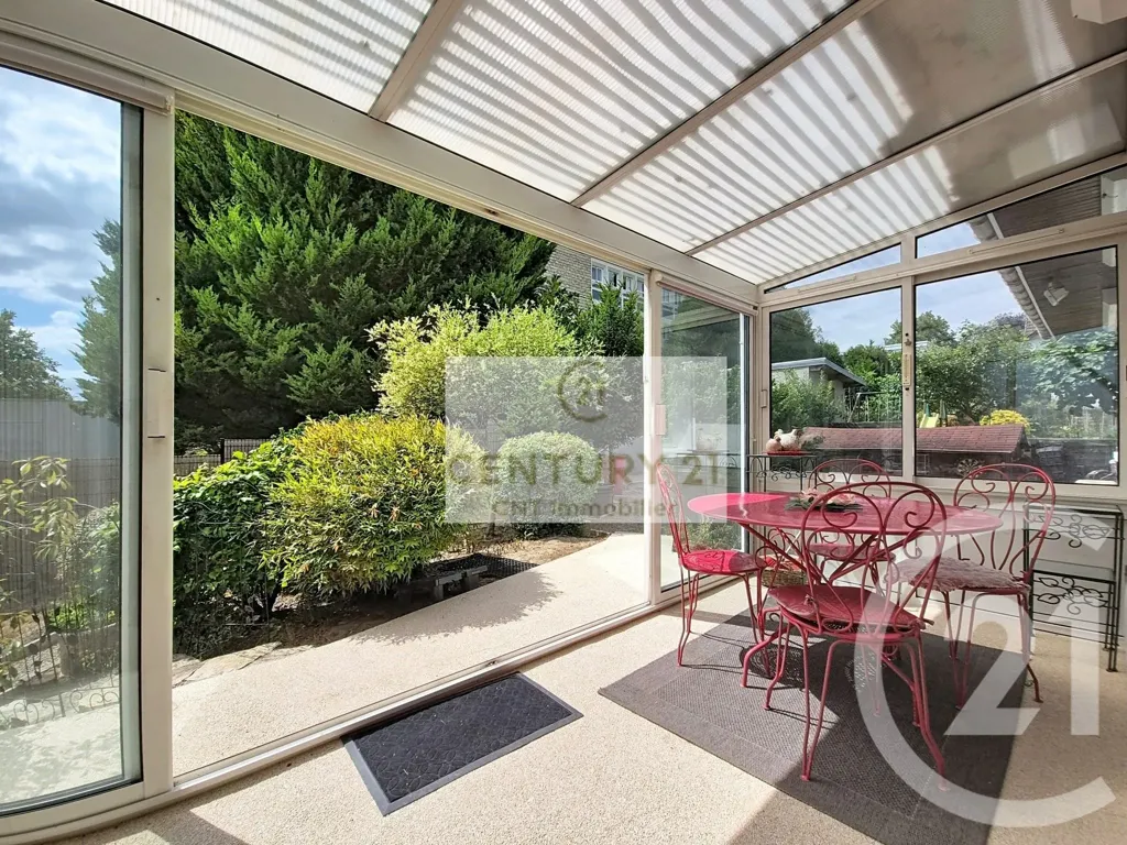 Terrass - Family House with Garden in Ormesson-sur-Marne