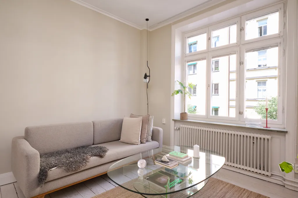 Séjour - Turn-of-the-Century Flat with Garden View in Södermalm