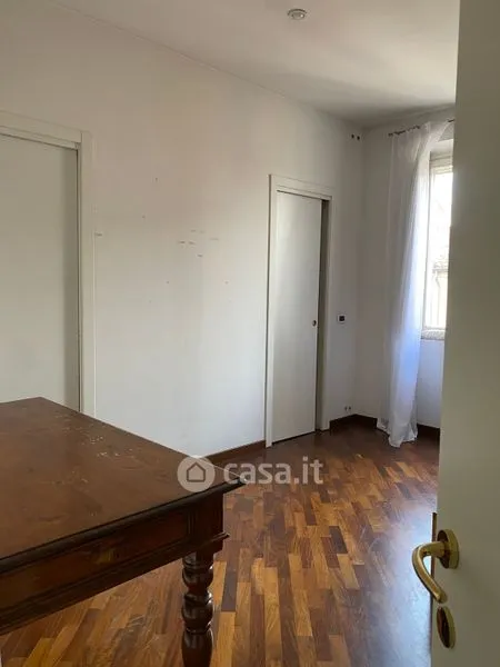 Salle à manger - Rustic Trilocale with Balcony in Piacenza