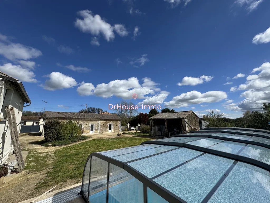 Piscine - Ferme rénovée avec piscine à Verrue