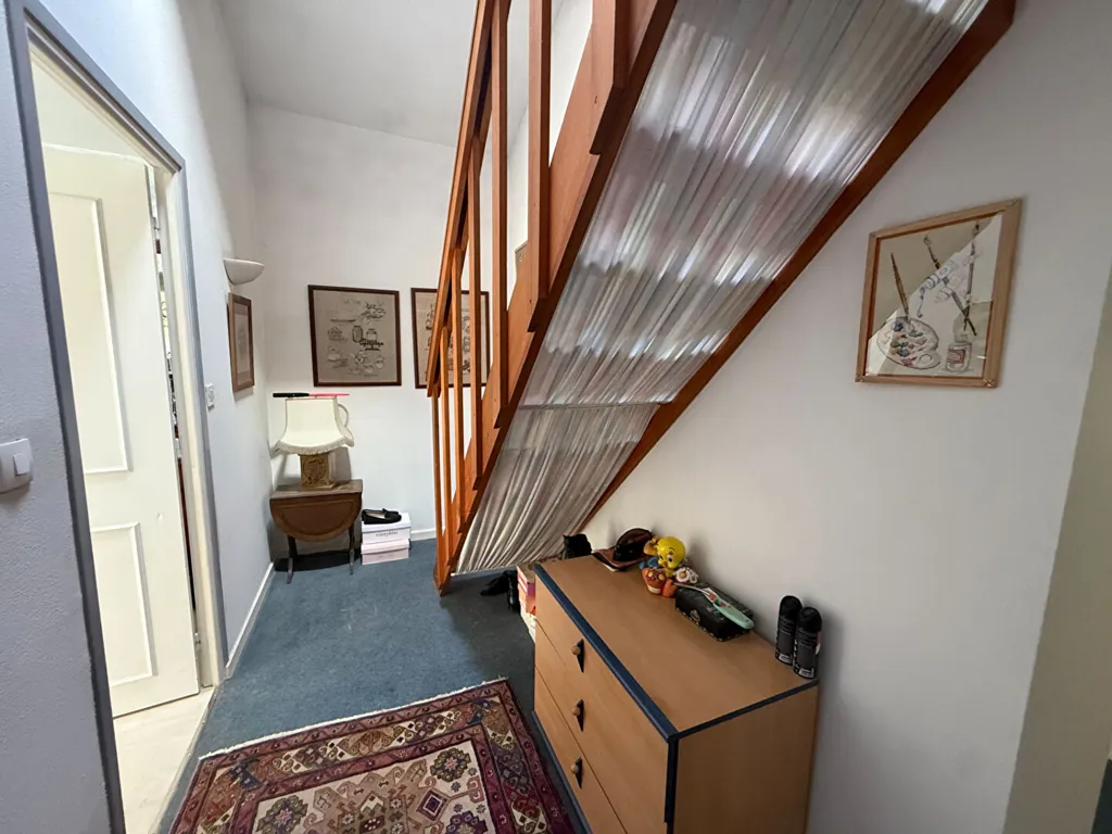 Habitaciones - Charming Townhouse with Courtyards in Villeurbanne